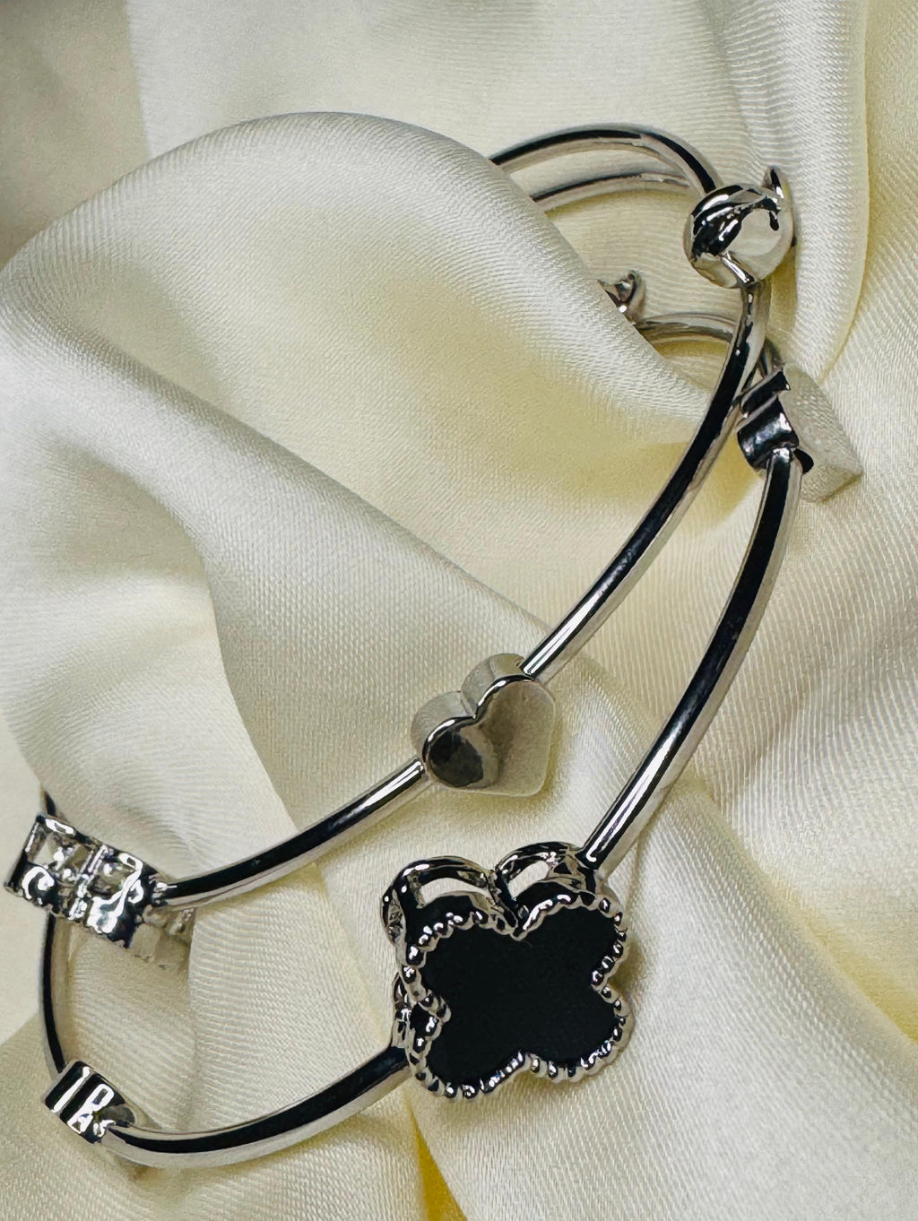 Twinkle Star Bangle