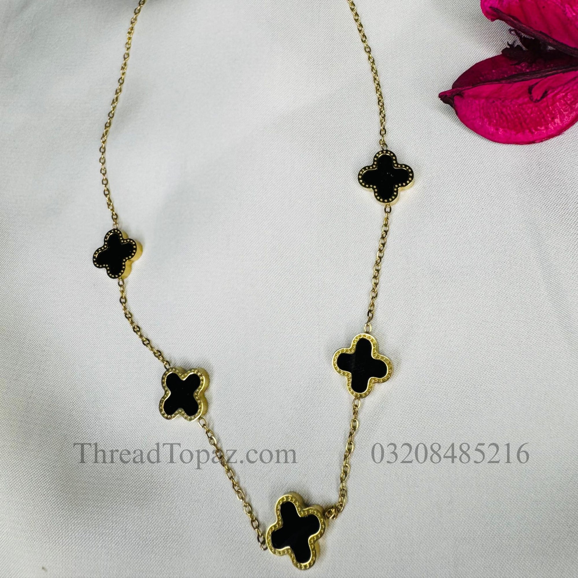 Golden Bloom 🖤 Black Clover Necklace